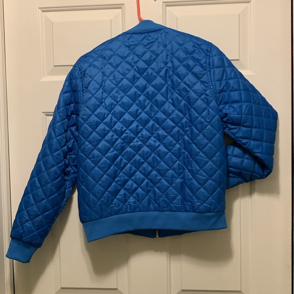 April Girl - Picture 2 of 3